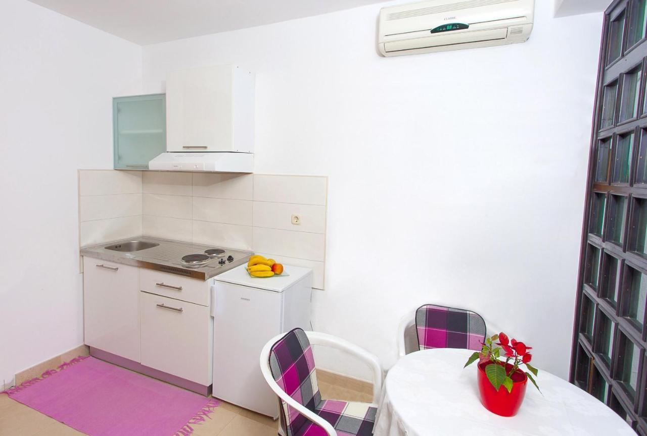 Apartments With A Parking Space Makarska - 11418 외부 사진